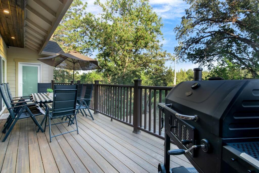 New Luxury Lake House In Pine Mountain Lake Close To Yosemite! Perfect For All Seasons! Great For Retreats, Getaways, Celebrations, And More! Гроувланд Екстериор снимка