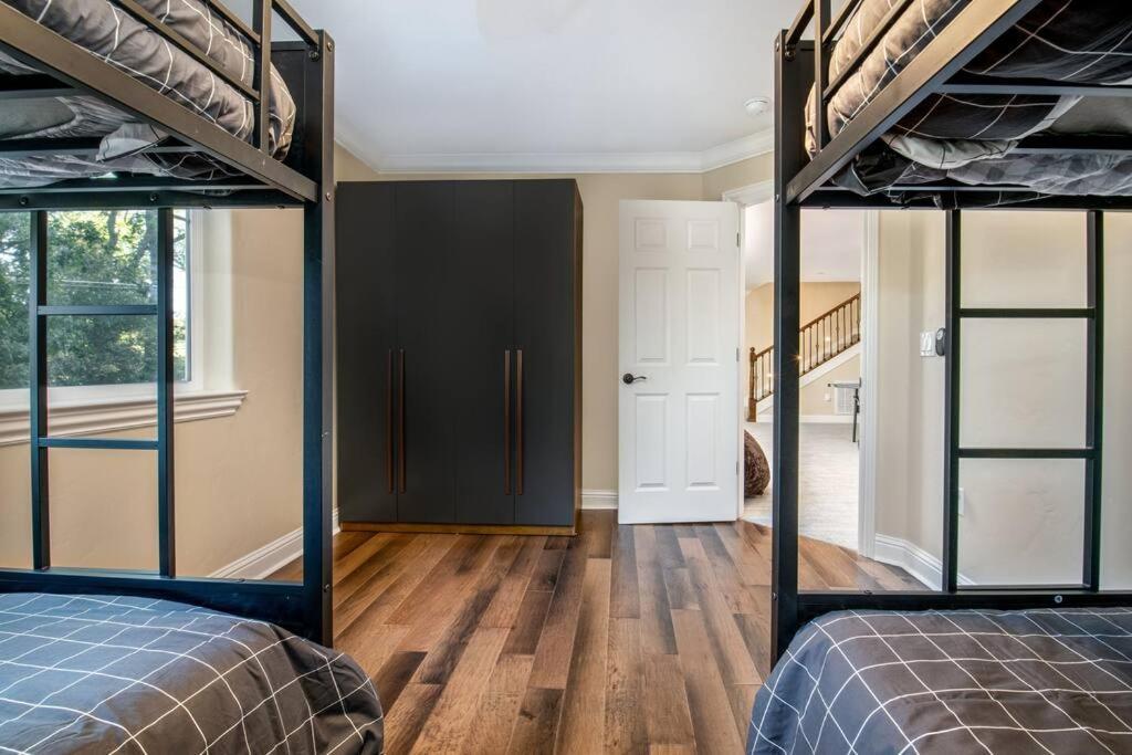 New Luxury Lake House In Pine Mountain Lake Close To Yosemite! Perfect For All Seasons! Great For Retreats, Getaways, Celebrations, And More! Гроувланд Екстериор снимка