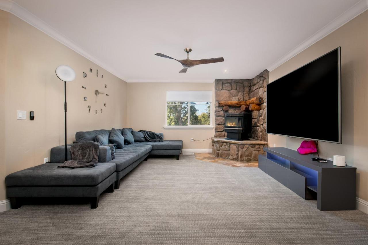 New Luxury Lake House In Pine Mountain Lake Close To Yosemite! Perfect For All Seasons! Great For Retreats, Getaways, Celebrations, And More! Гроувланд Екстериор снимка